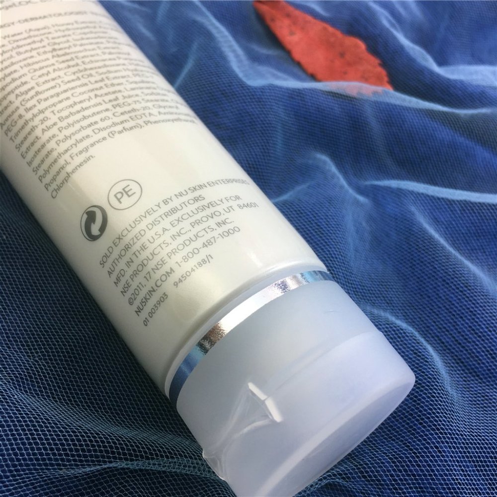 2 Tubes Of Nu Skin Nuskin Ageloc Dermatic Effects  + 1 socks #25 - Picture 10 of 12